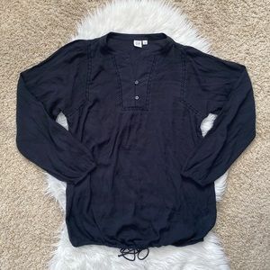 {GAP} Black Maternity Blouse